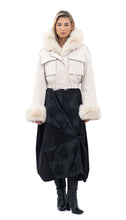 Učitajte sliku u preglednik galerije, Bež jakna s umjetnim krznom