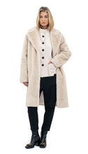 Učitajte sliku u preglednik galerije, Bež bunda s luksuznim efektom krzna