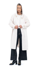 Učitajte sliku u preglednik galerije, Duga bijela bunda za bezvremenski zimski izgled