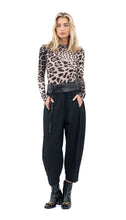Učitajte sliku u preglednik galerije, Majica od viskoze s leopard uzorkom
