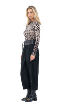 Učitajte sliku u preglednik galerije, Majica od viskoze s leopard uzorkom
