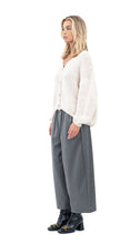 Učitajte sliku u preglednik galerije, Sive široke hlače s elastičnim strukom
