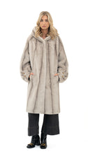 Učitajte sliku u preglednik galerije, Duga bunda s kapuljačom ravnog kroja u sivoj nijansi

